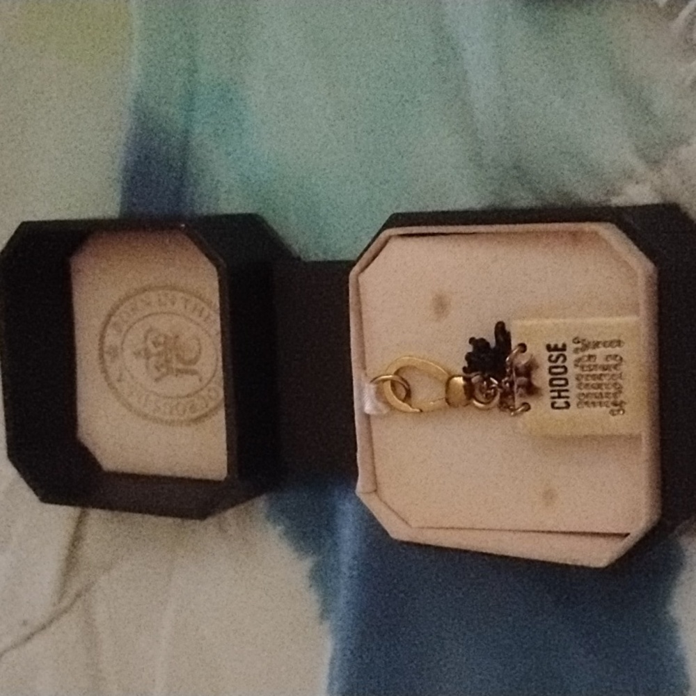Love G and P charm